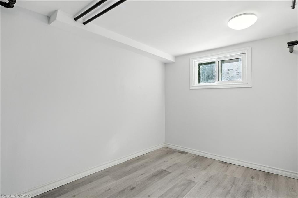 5039 Armoury Street Property Photo 7