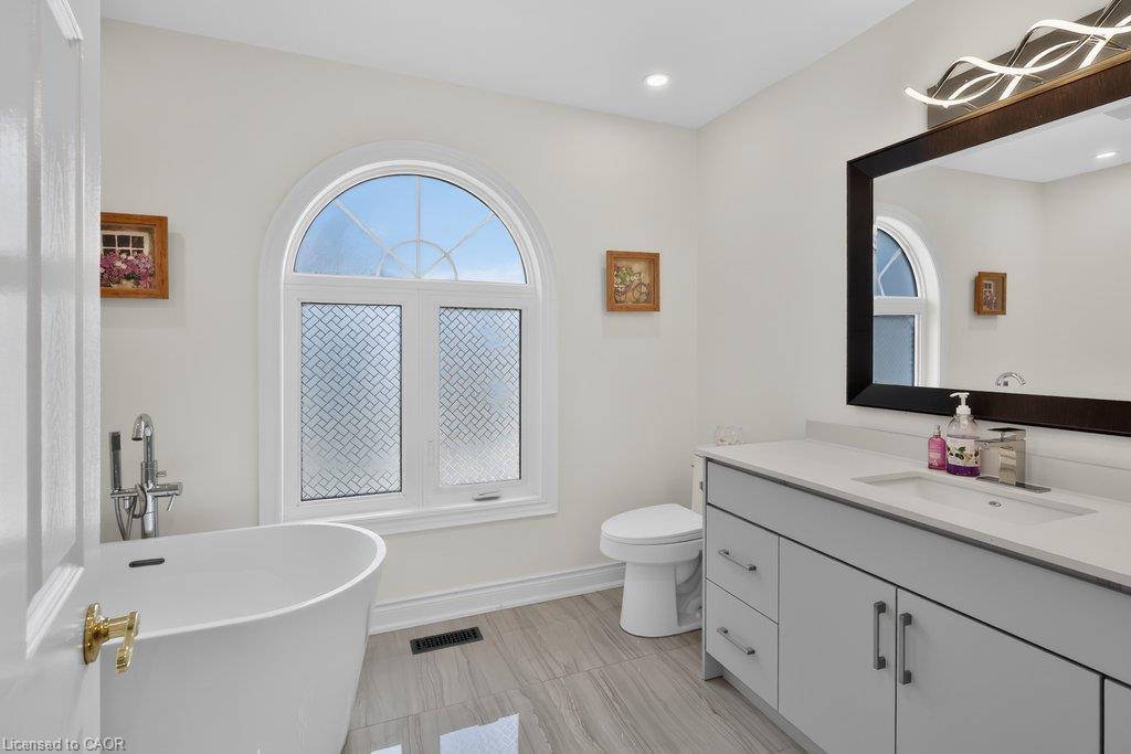 1634 Tipperary Court Property Photo 29