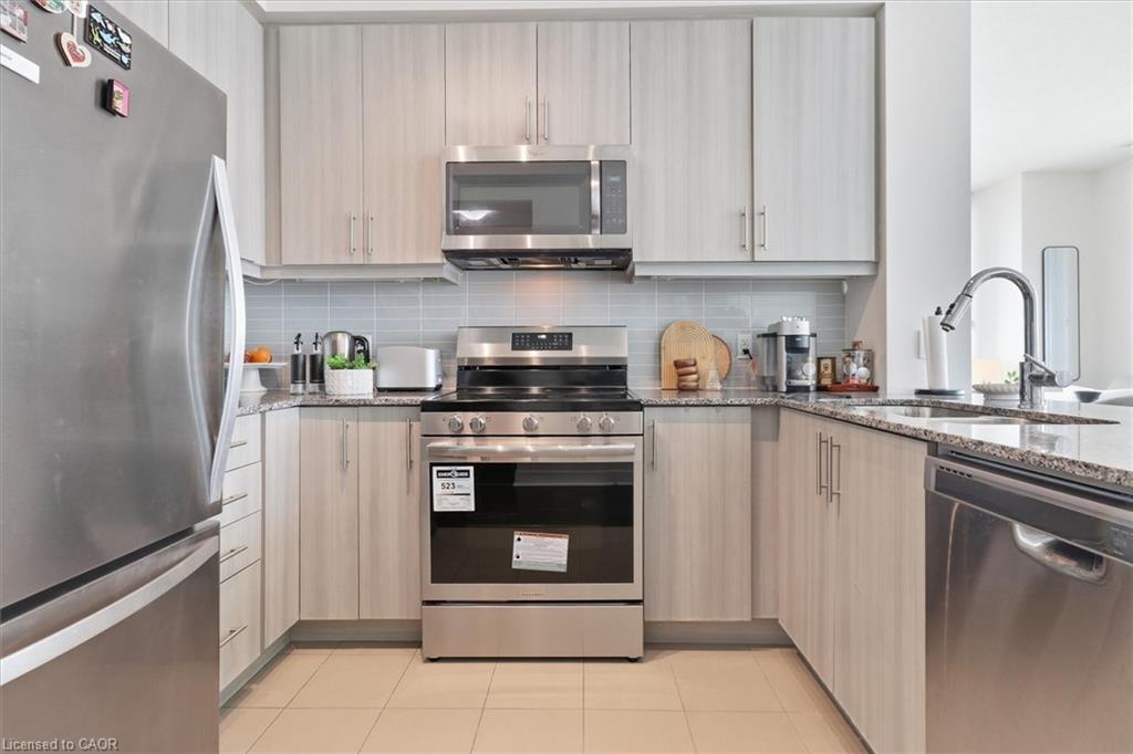 3209-3975 Grand Park Drive Property Photo 18