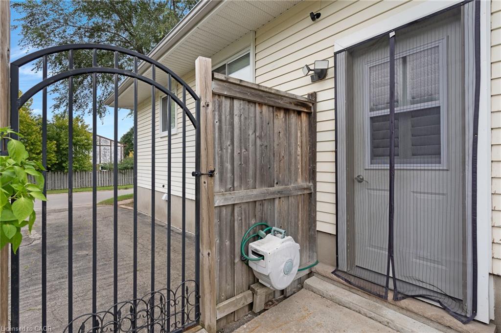 63 Cedarhill Crescent Property Photo 45