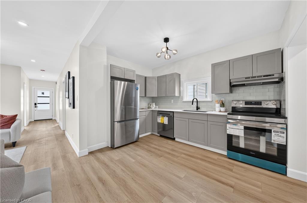 51 Queen Street S Property Photo 13