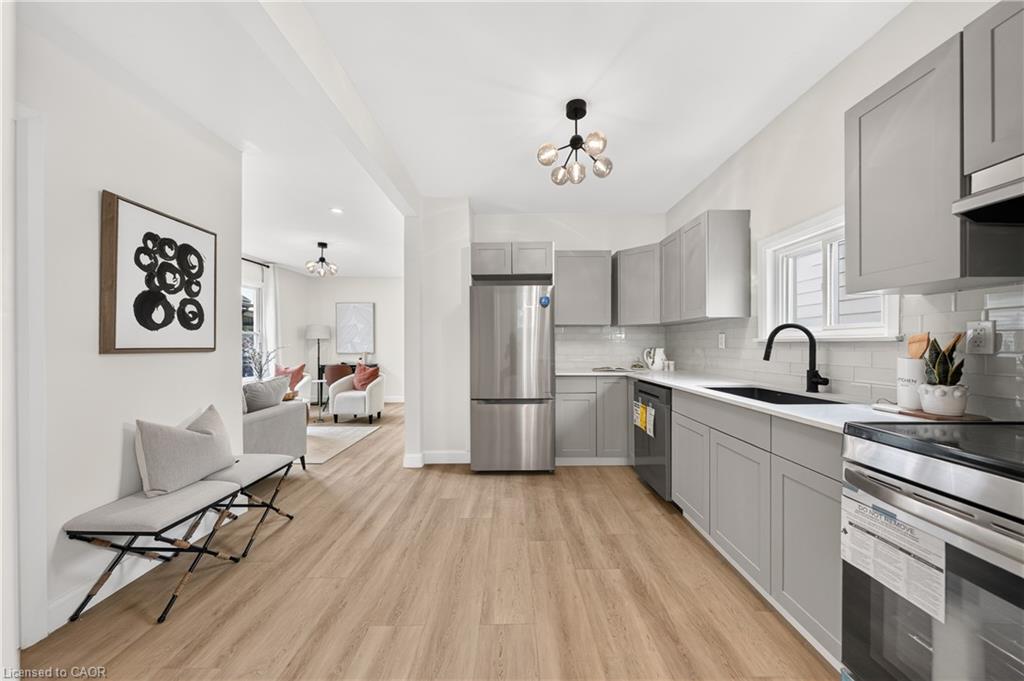 51 Queen Street S Property Photo 17