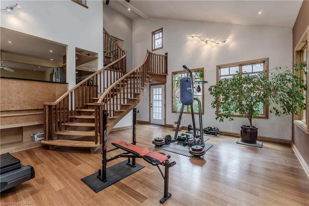 707 Ross Street Property Photo 19