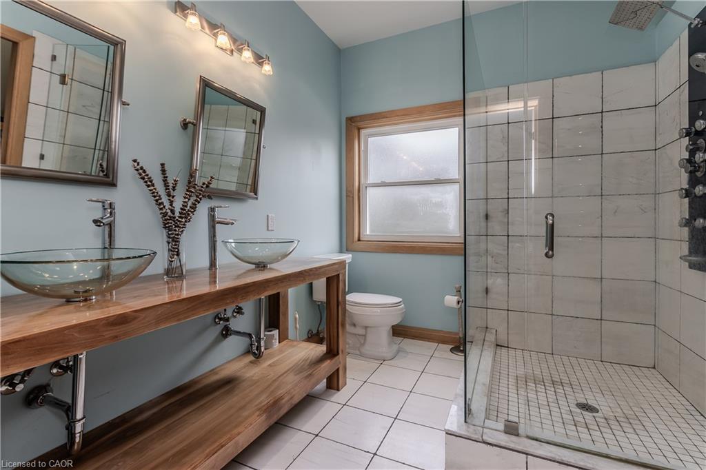 707 Ross Street Property Photo 24