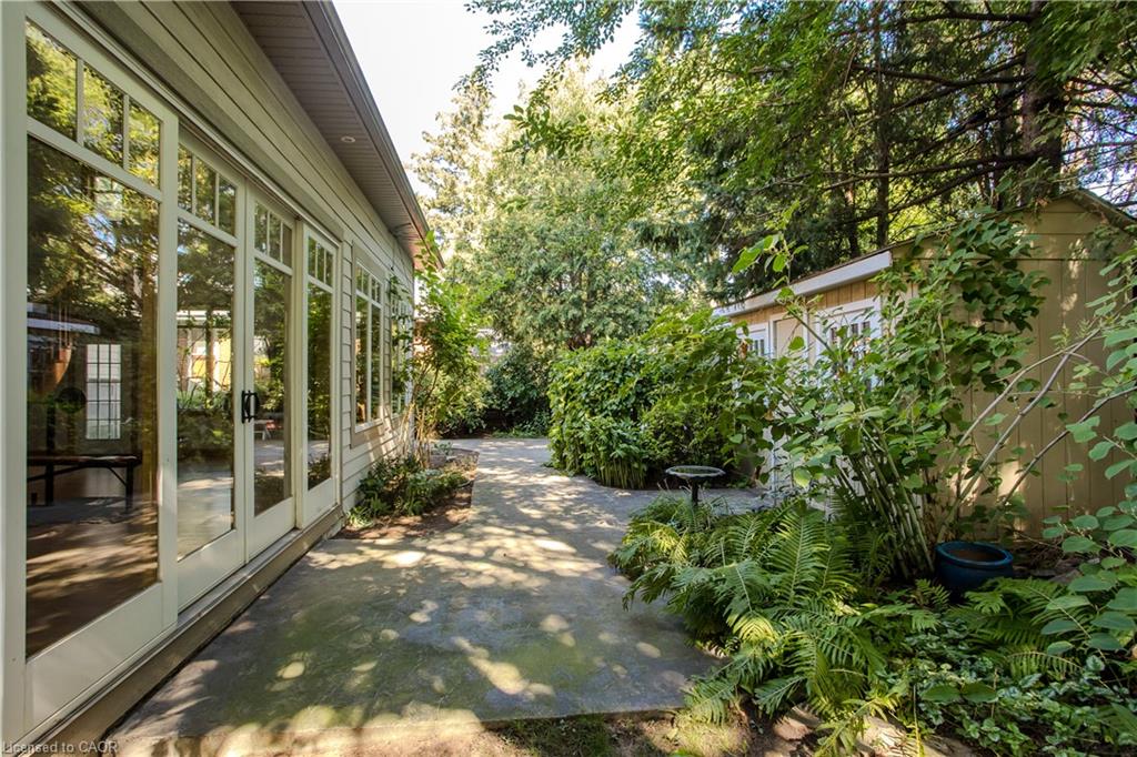 707 Ross Street Property Photo 38