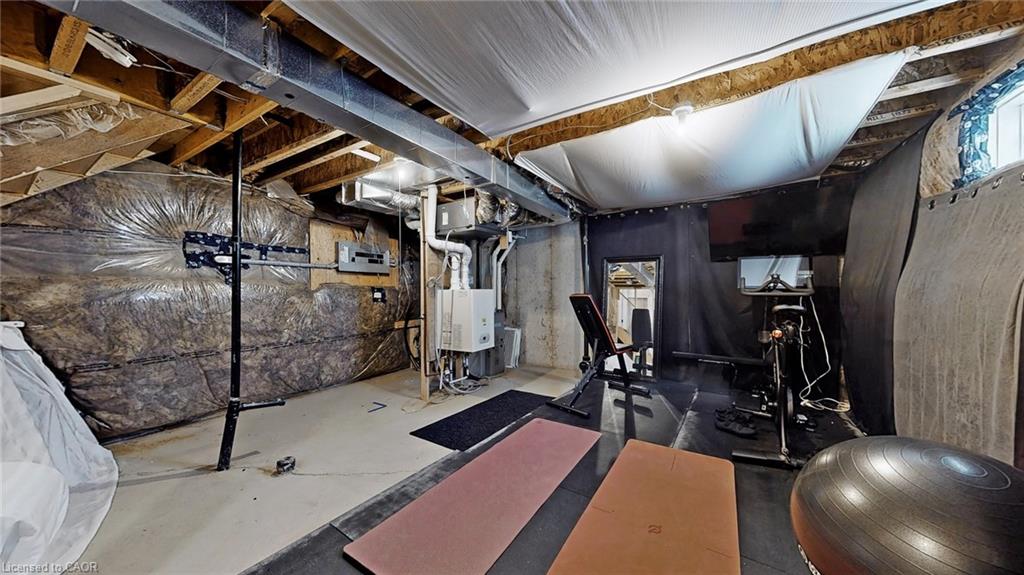 2497 Littlefield Crescent Property Photo 38