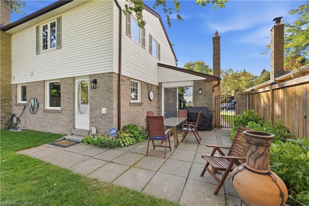 6888 Barrisdale Drive Property Photo 41