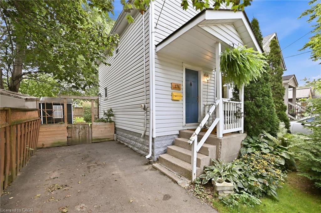 174 Beech Street Property Photo 4