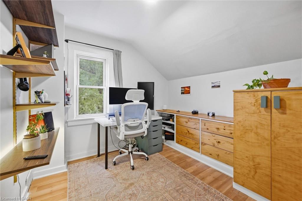 174 Beech Street Property Photo 23