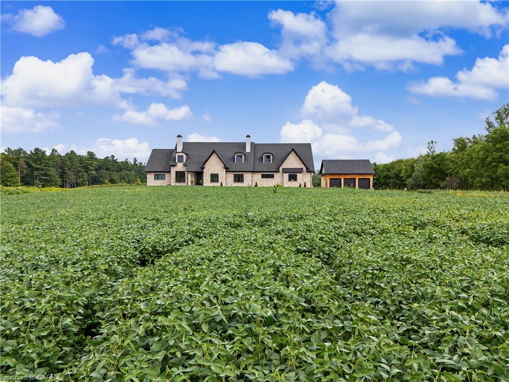 742 Country Squire Road Property Photo 2