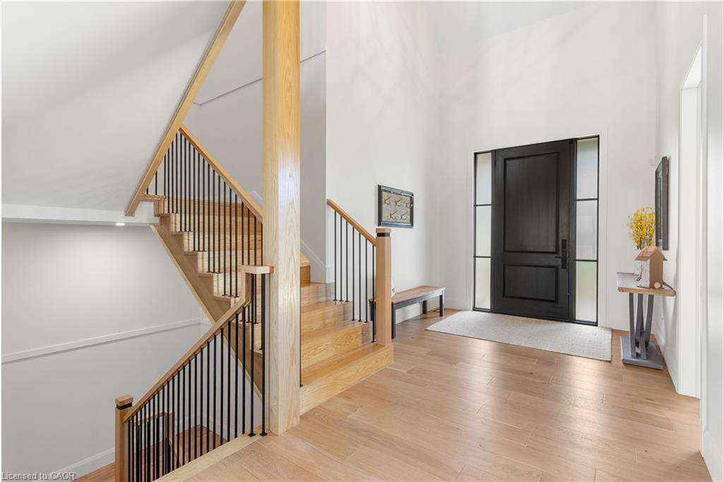 742 Country Squire Road Property Photo 8