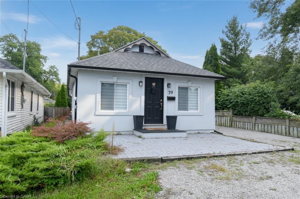 10 Graham Street Property Photo 1