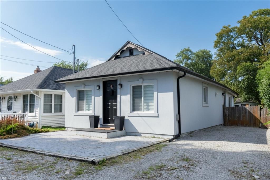 10 Graham Street Property Photo 3
