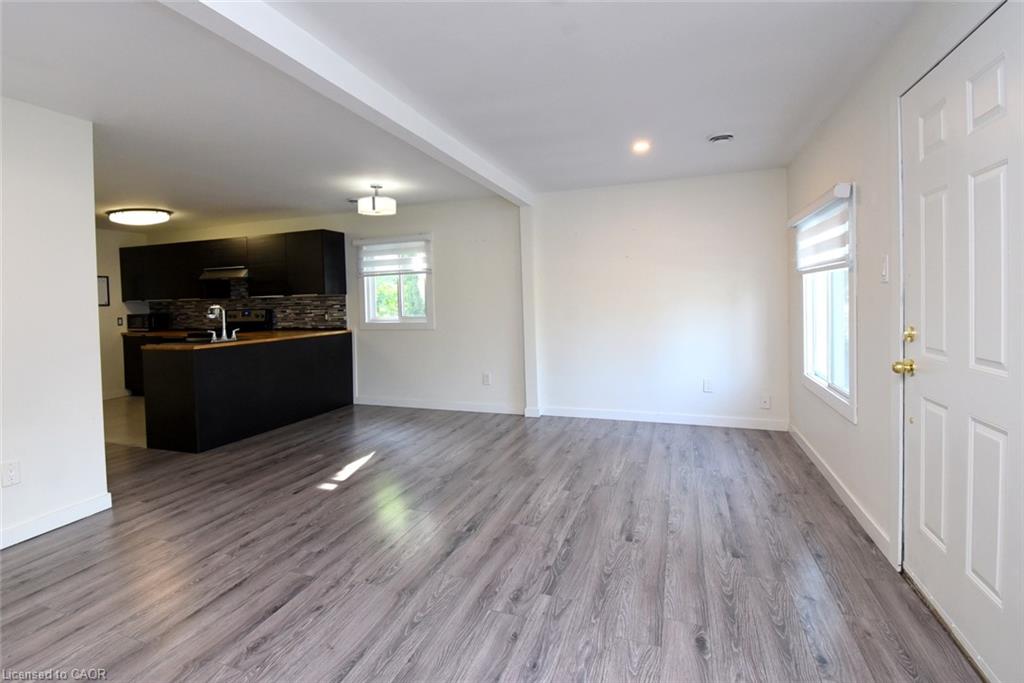 10 Graham Street Property Photo 5