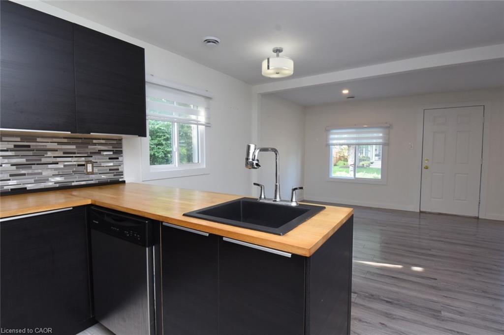 10 Graham Street Property Photo 9