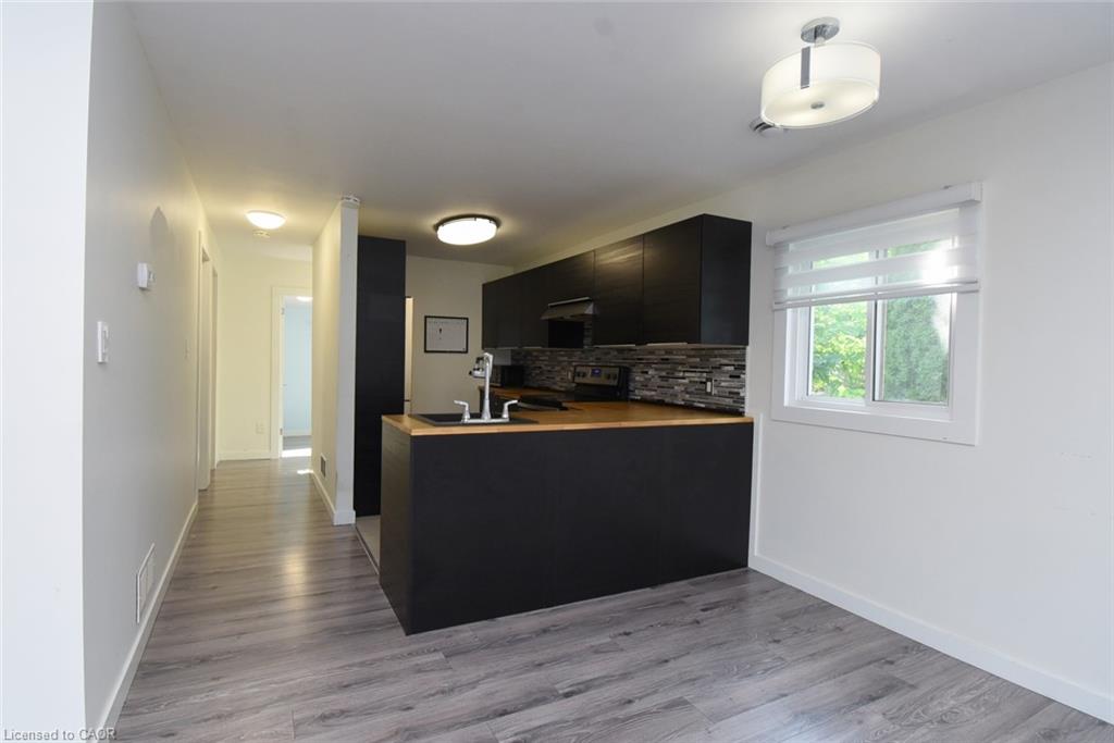10 Graham Street Property Photo 10