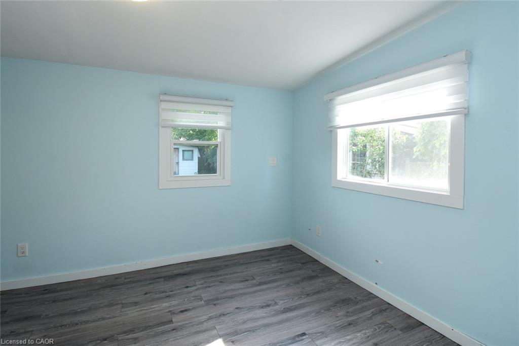 10 Graham Street Property Photo 15