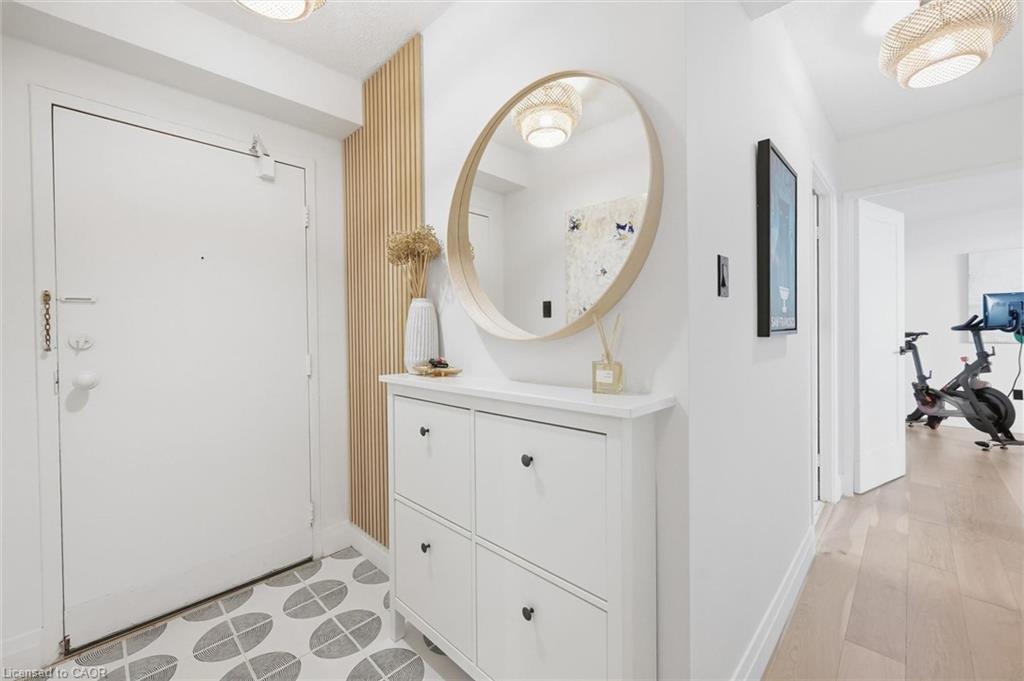 909-700 Dynes Road Property Photo 4