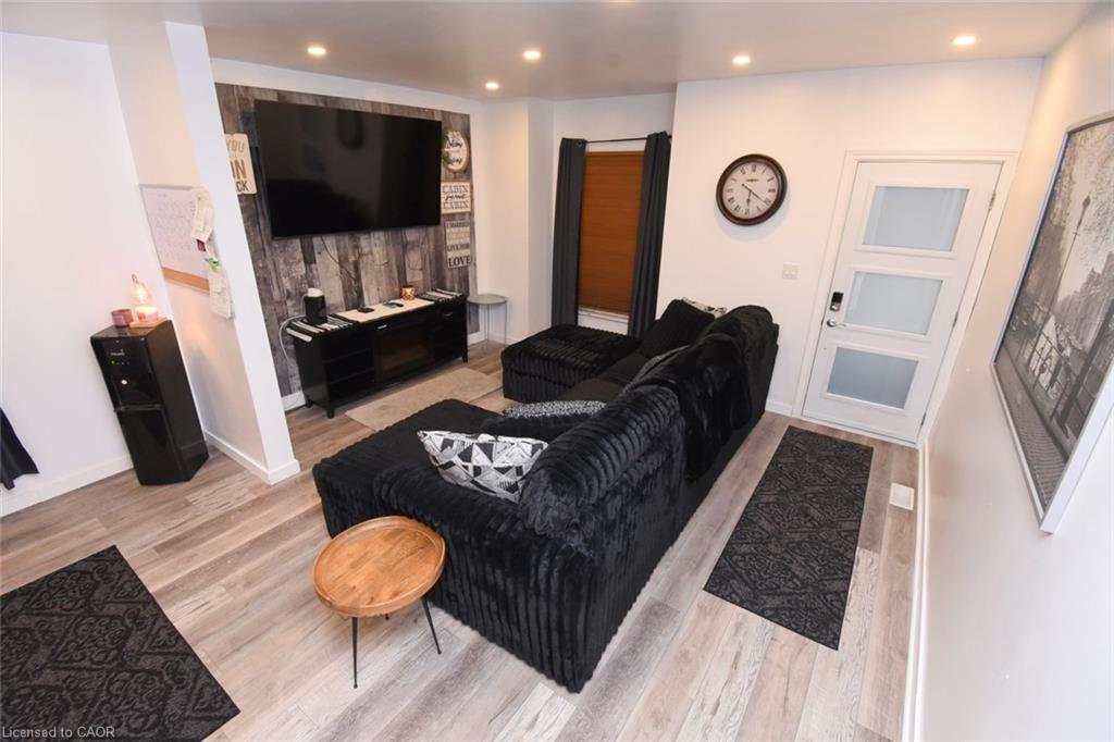 80 Francis Street Property Photo 11
