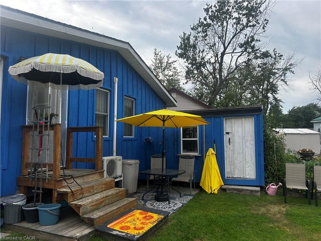 14 Pike Street Property Photo 4