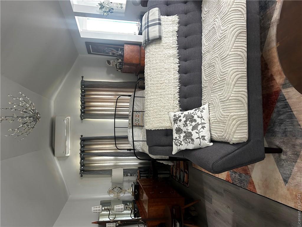 14 Pike Street Property Photo 5