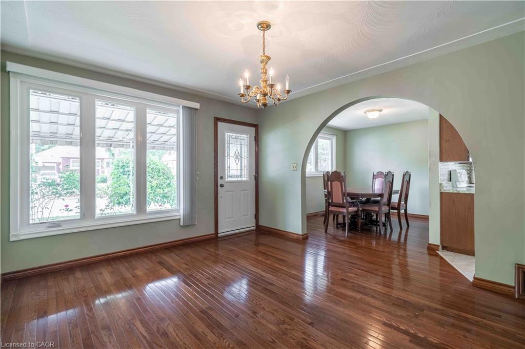 215 Rosedale Avenue Property Photo 5