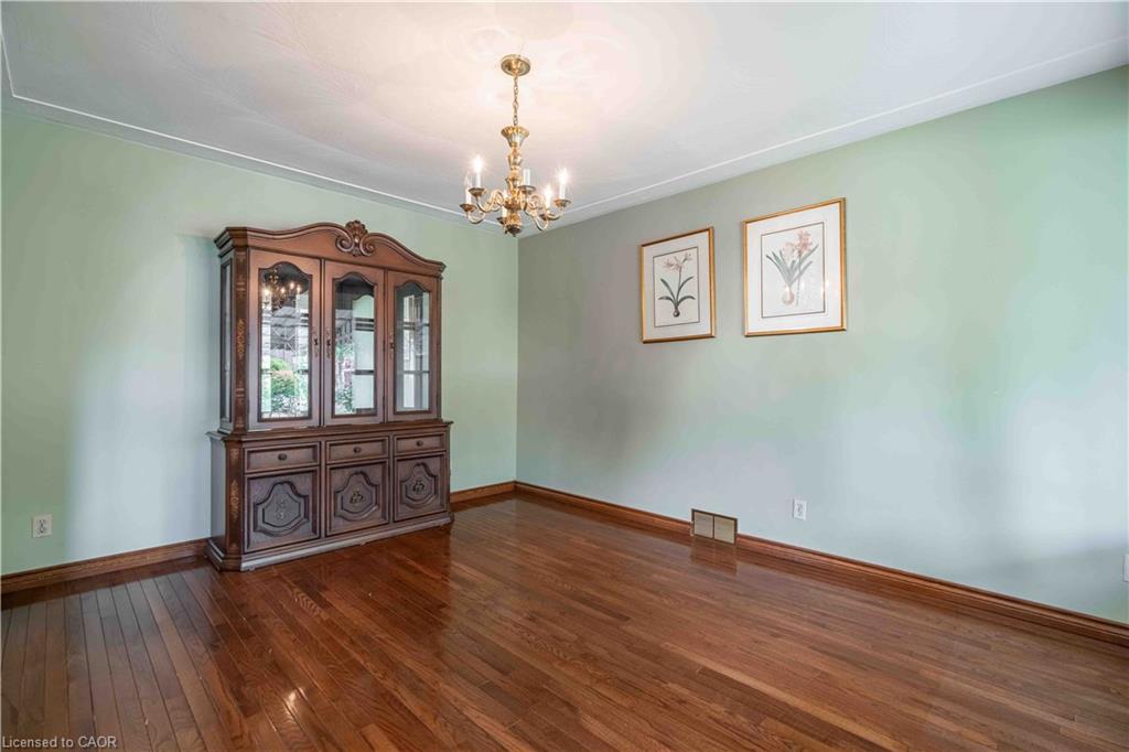 215 Rosedale Avenue Property Photo 7