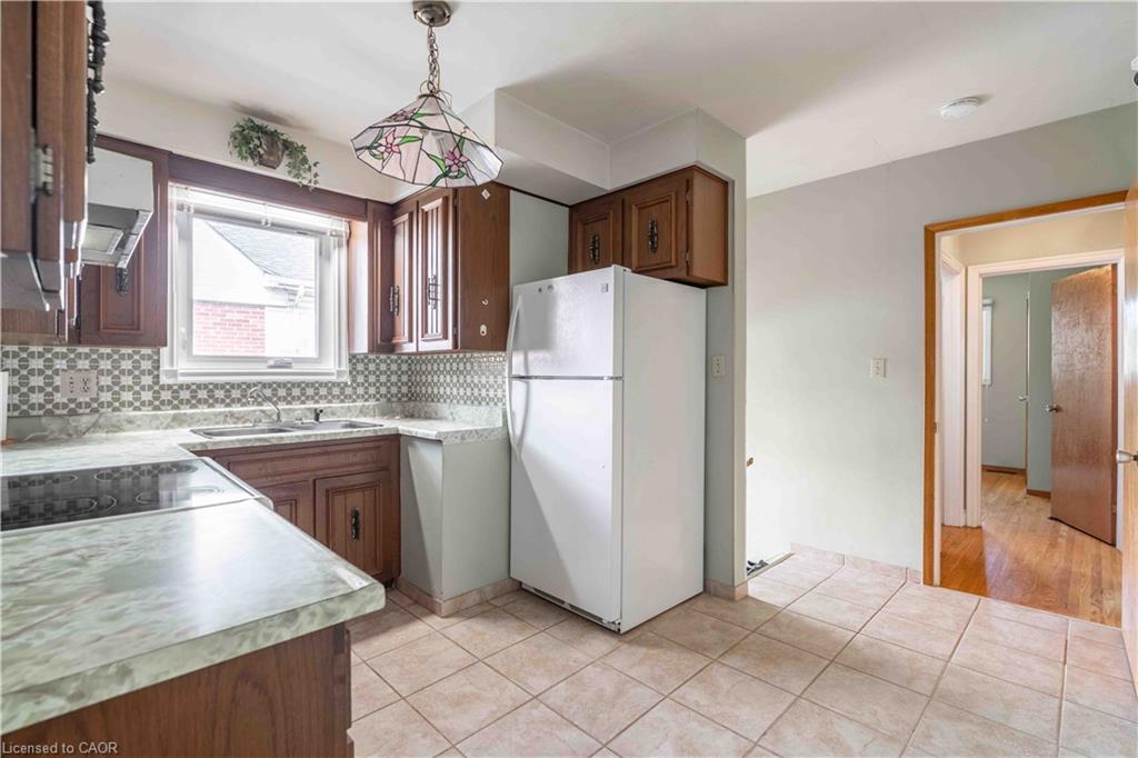 215 Rosedale Avenue Property Photo 11