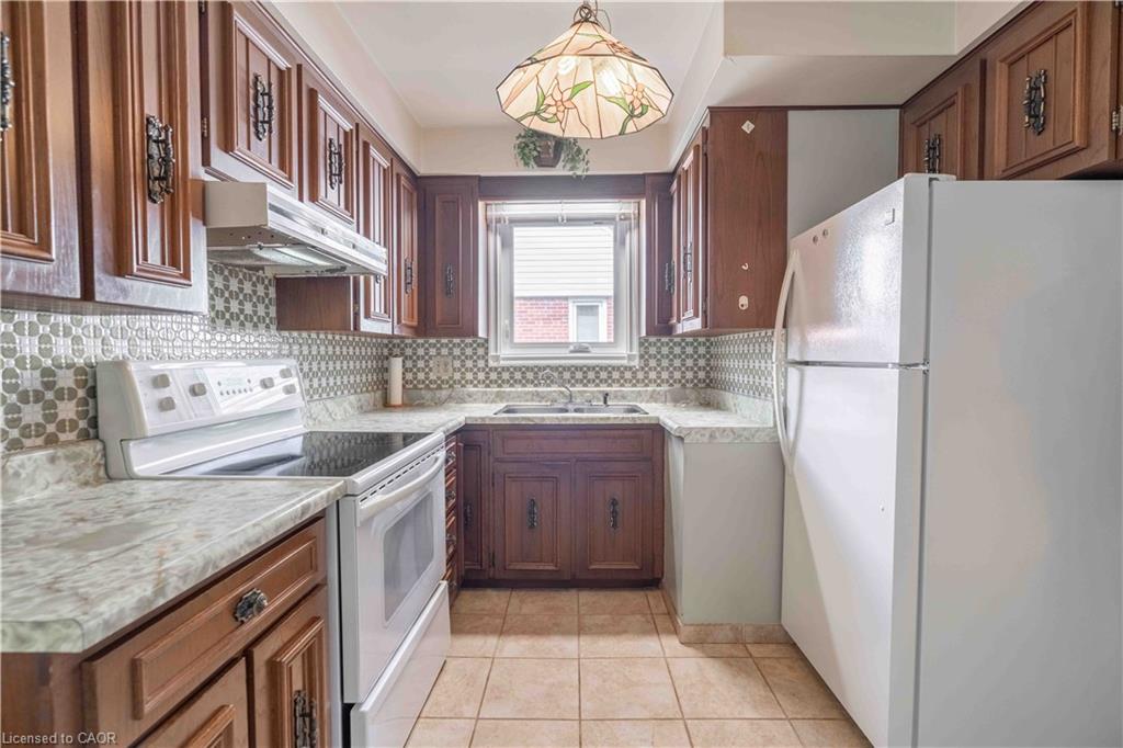 215 Rosedale Avenue Property Photo 12