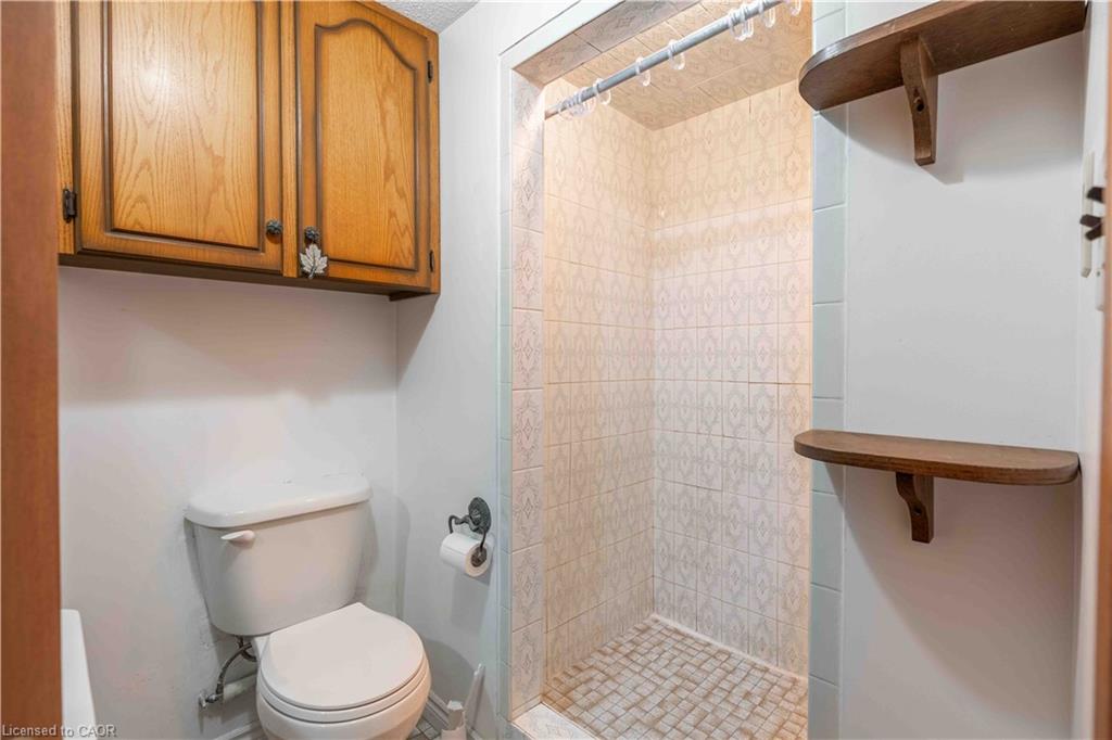 215 Rosedale Avenue Property Photo 32