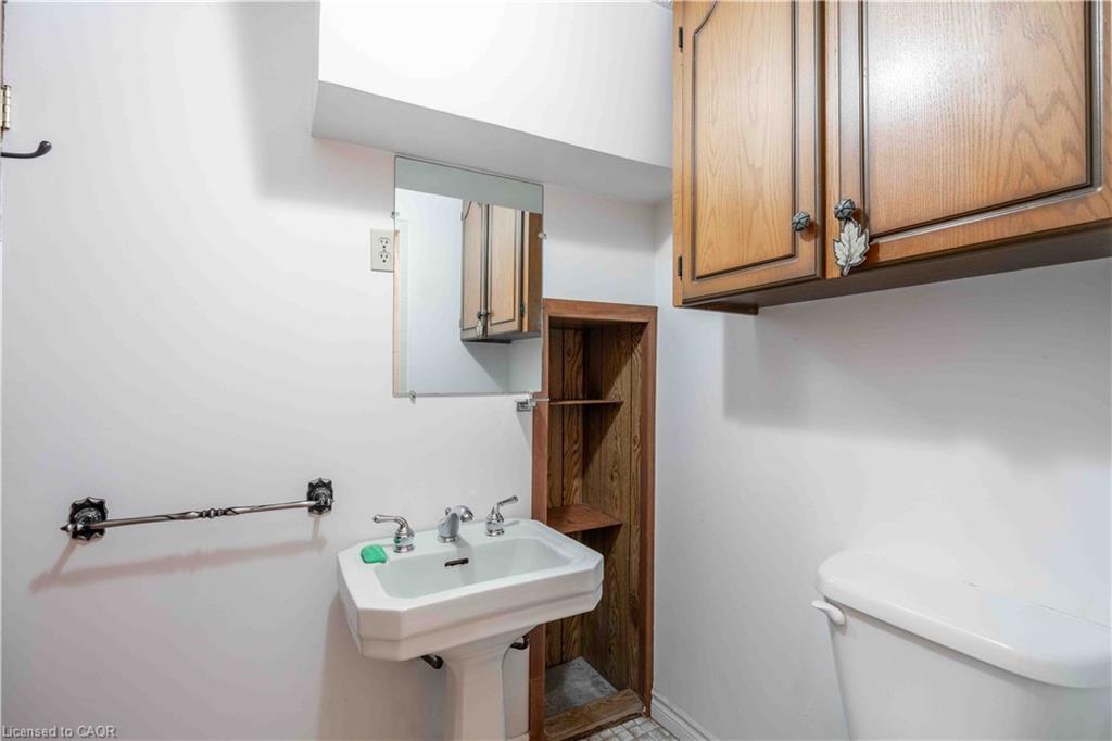 215 Rosedale Avenue Property Photo 33