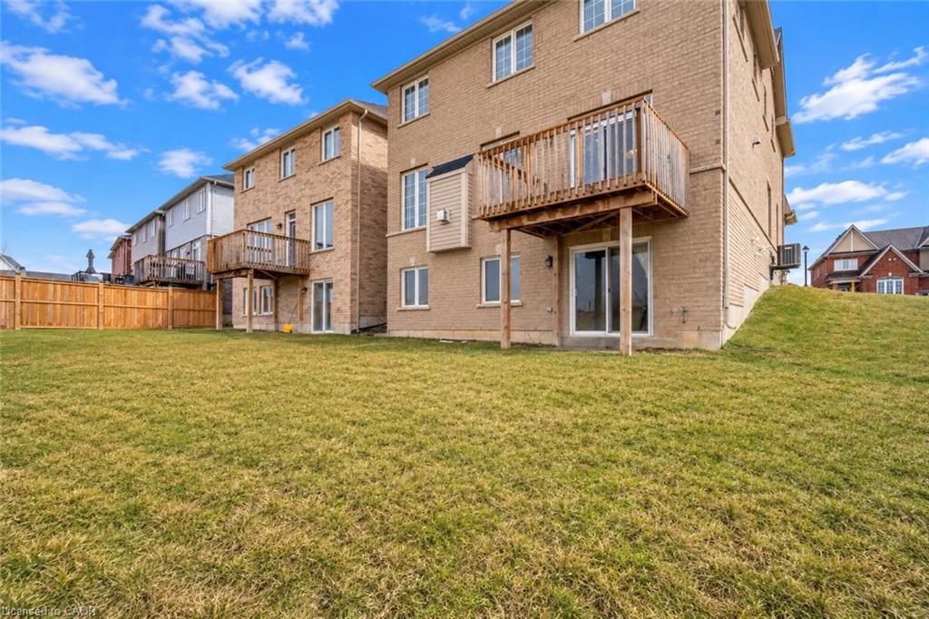 92 Longboat Run W Property Photo 16