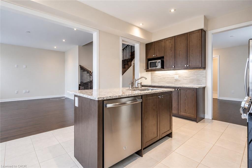 92 Longboat Run W Property Photo 27