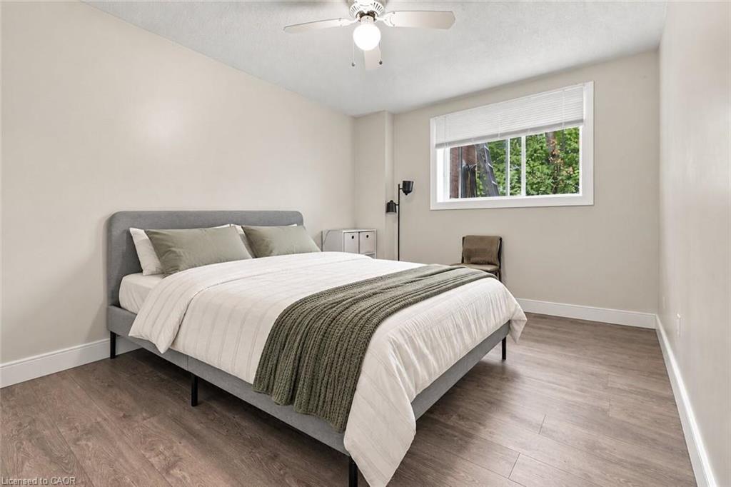 26 Renfrew Street E Property Photo 30