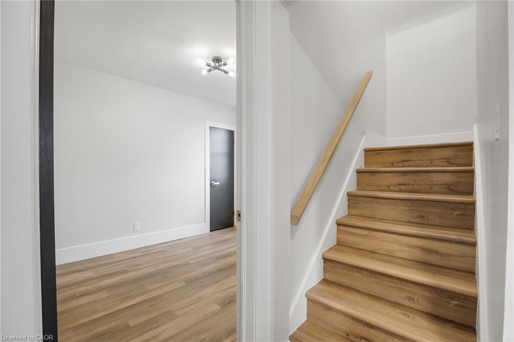 1-329 Rosedale Avenue Property Photo 13