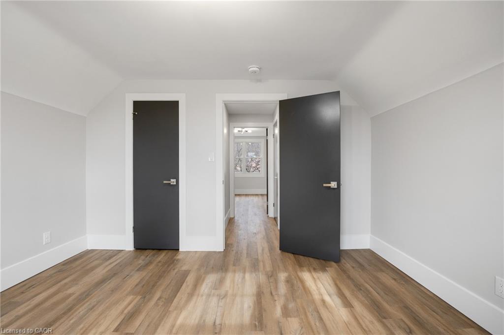 1-329 Rosedale Avenue Property Photo 18
