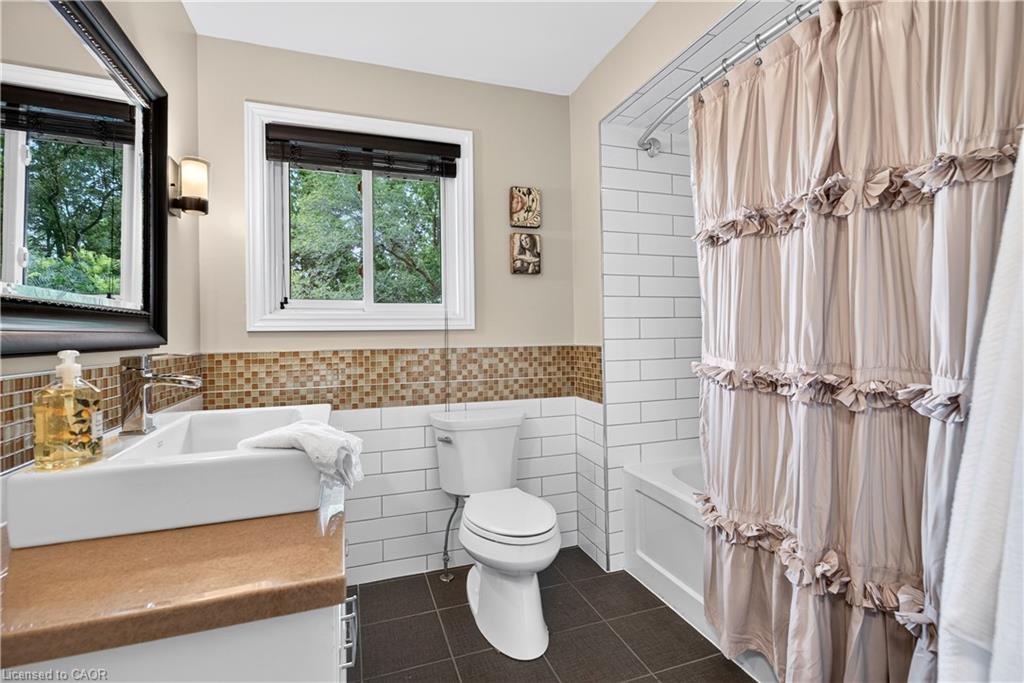 592 Aberdeen Avenue Property Photo 29