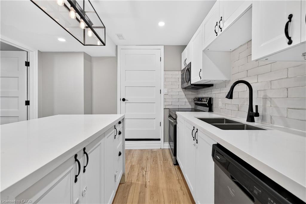 592 Aberdeen Avenue Property Photo 36