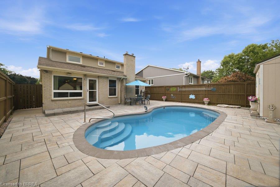 119 Brantwood Park Road Property Photo 32
