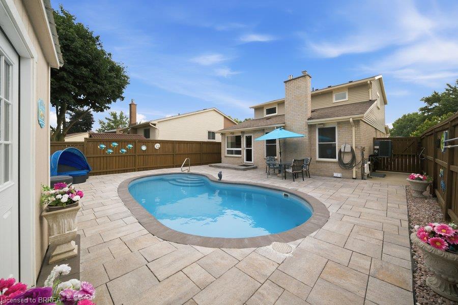 119 Brantwood Park Road Property Photo 37