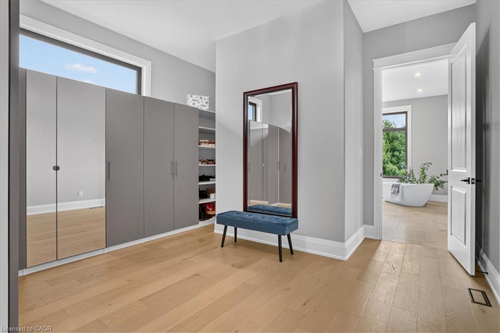 8-670 Bishopsgate Road Property Photo 39