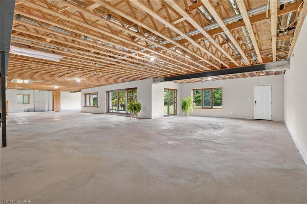 8-670 Bishopsgate Road Property Photo 44