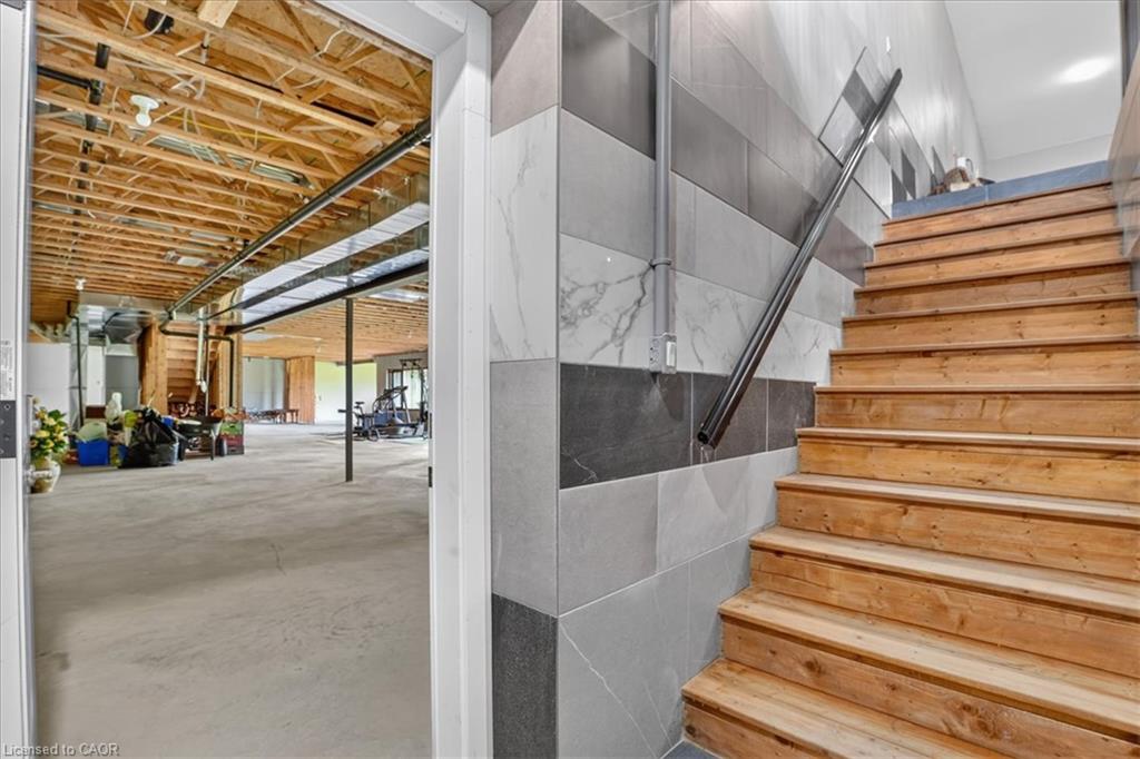 8-670 Bishopsgate Road Property Photo 48