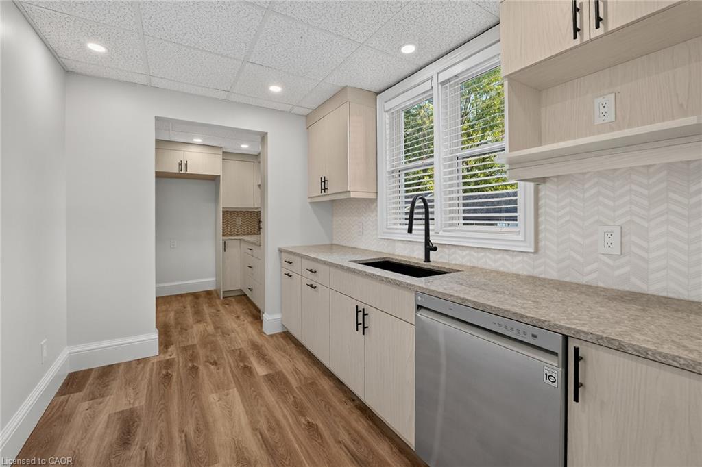 42 Ontario Street Property Photo 14
