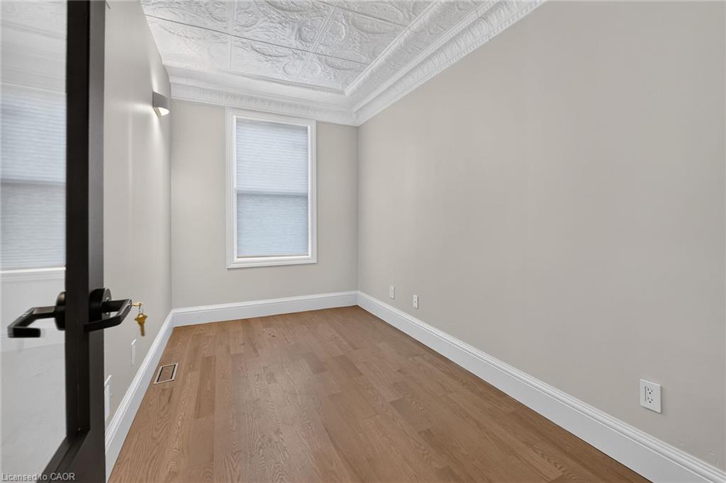 42 Ontario Street Property Photo 20