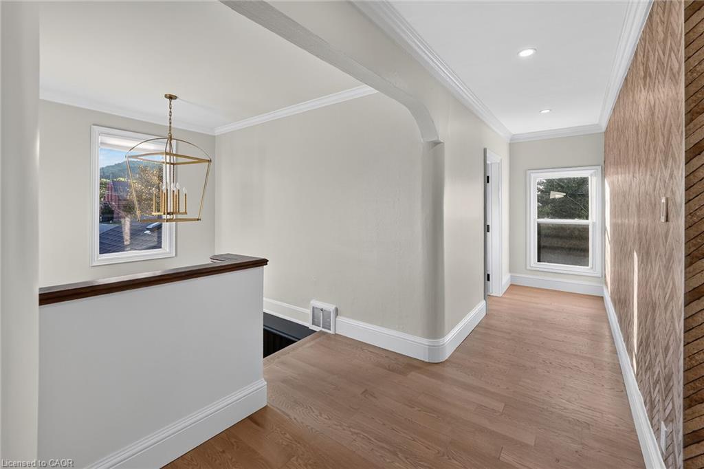 42 Ontario Street Property Photo 27