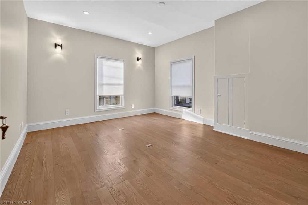 42 Ontario Street Property Photo 28