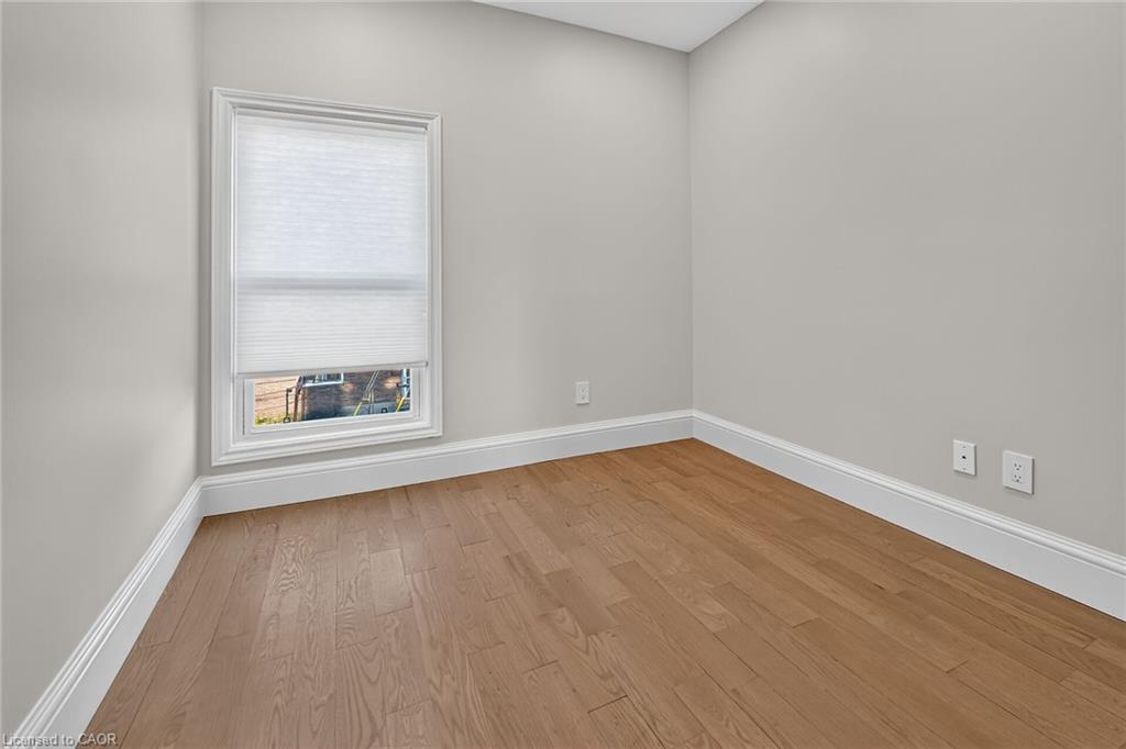 42 Ontario Street Property Photo 30