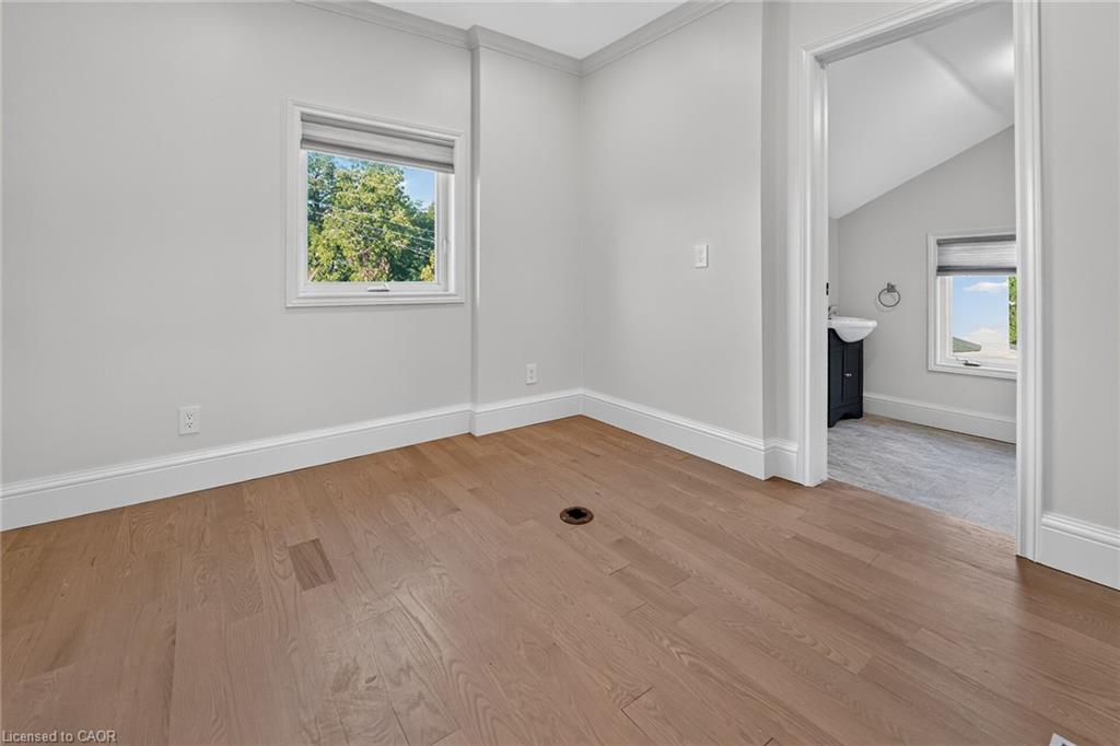 42 Ontario Street Property Photo 34