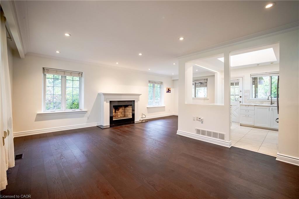 2039 Wakely Street Property Photo 3
